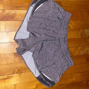 Lululemon Hotty Hot Low-Rise Lined Shorts 2.5”
